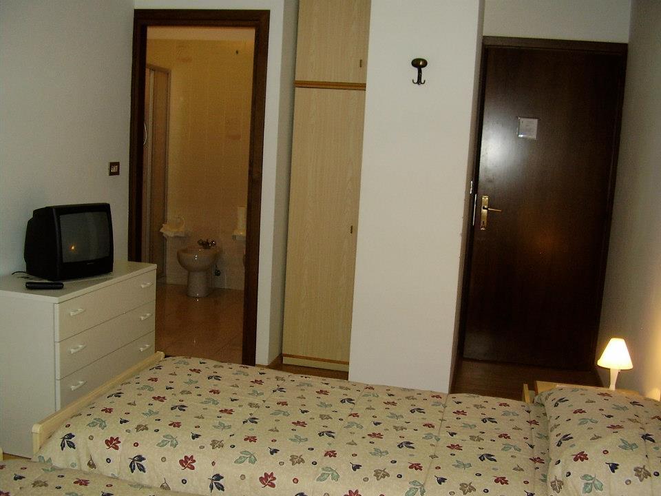 Affittacamere Ceschi Baselga di Pinè Habitación foto