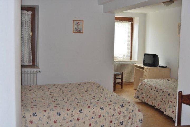 Affittacamere Ceschi Baselga di Pinè Habitación foto